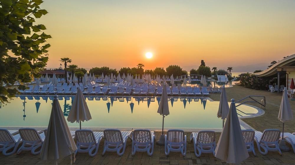 Camping Lido Lazise Exterior photo